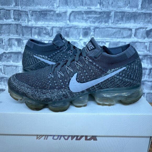 Nike Air Vapormax Flyknit Dark Grey Black Wolf Grey Womens Size 7.5 849557-002 - Picture 1 of 10